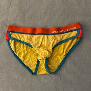 Super sexy and comfortable. Any questions create a bundle and message me.